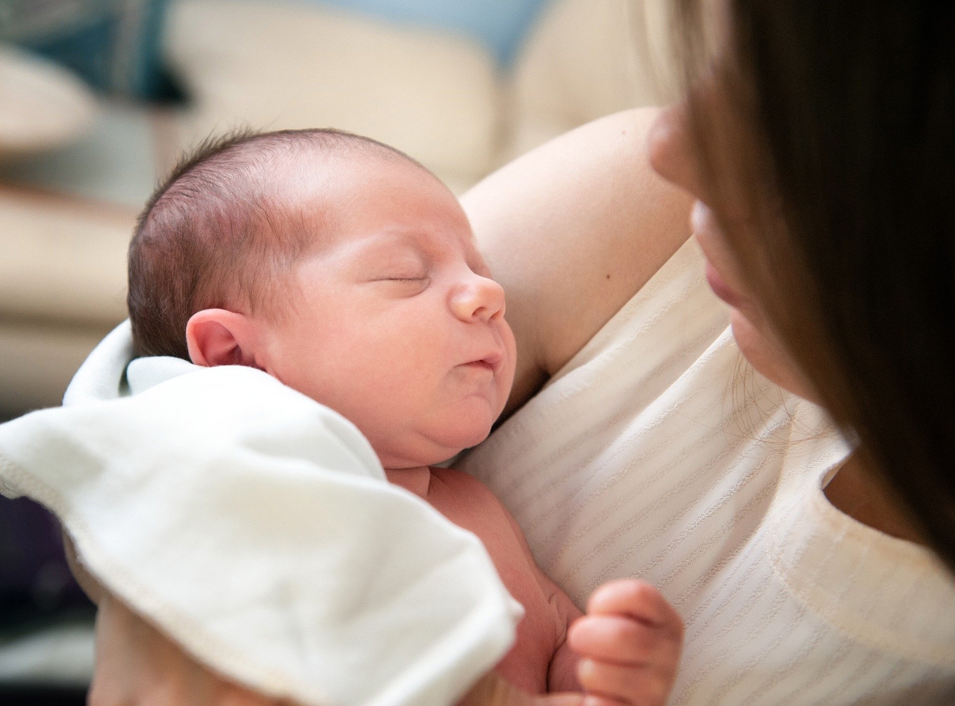 Az újdonsült kismamák mindig kimerültek – de ezen azért lehet segíteni!